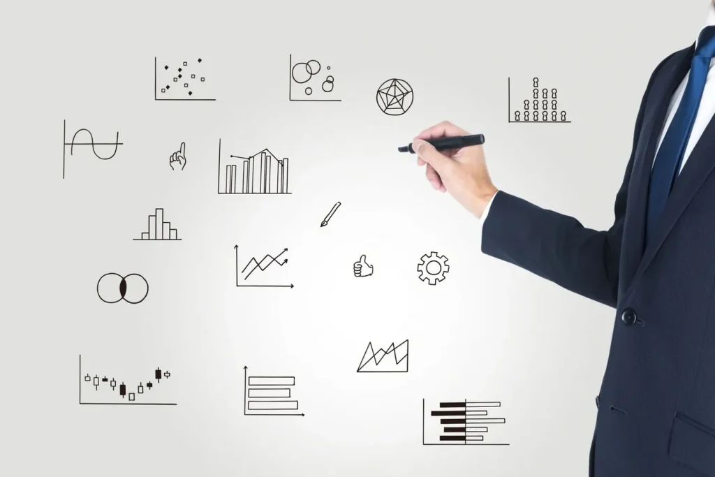 採用活動の振り返りを行っているビジネスパーソン