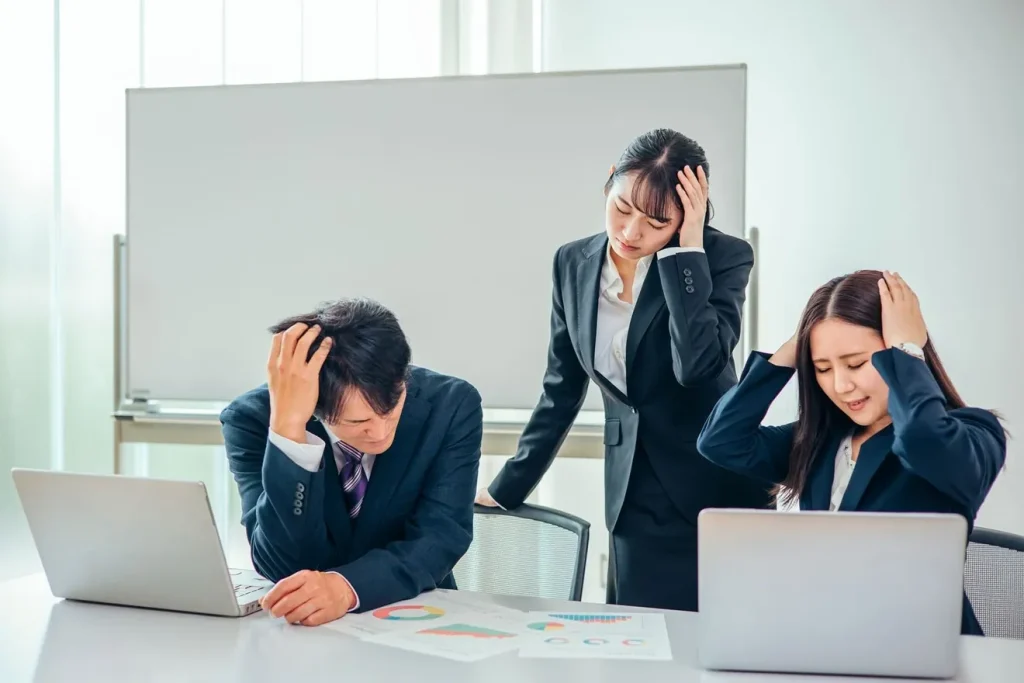 ホームページのリニューアルが失敗して落ち込んでいる職場